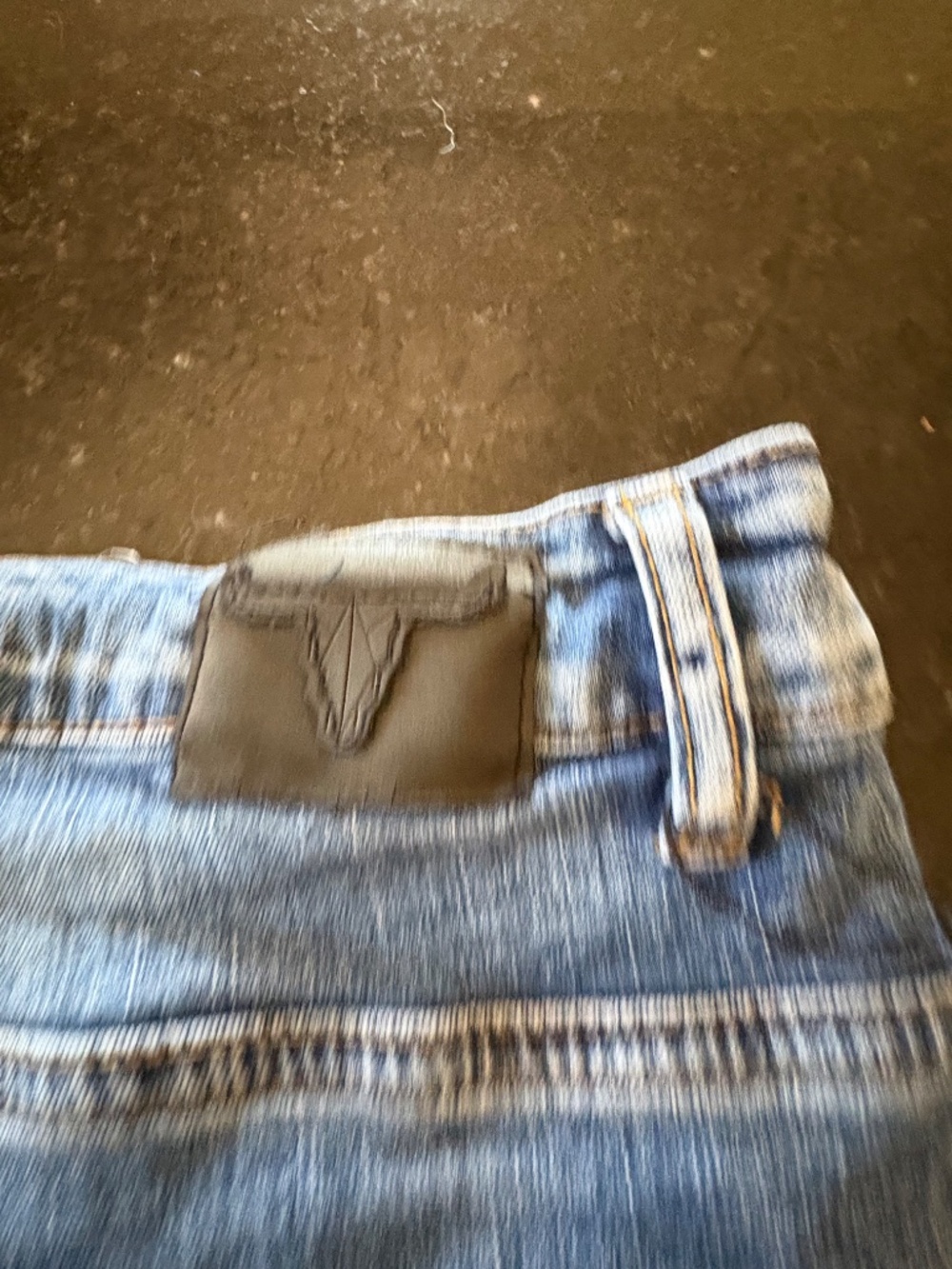 L&B Distressed Denim Shorts - Picture 5 of 10